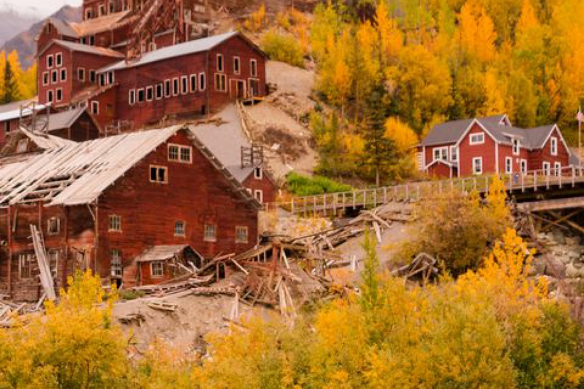 مدينة كينيكوت Kennecott في ألاسكا