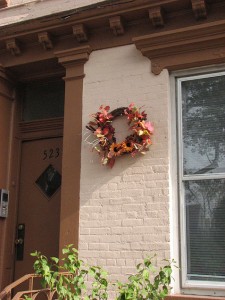 477px-Fall-wreath