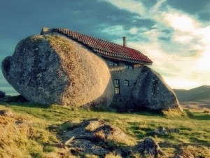 Stone-House-Portugal