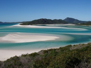 Whitehaven-Beach-Whitsunday-Island-Australia51-728x546_thumb[2]