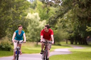 cycling_couple_1