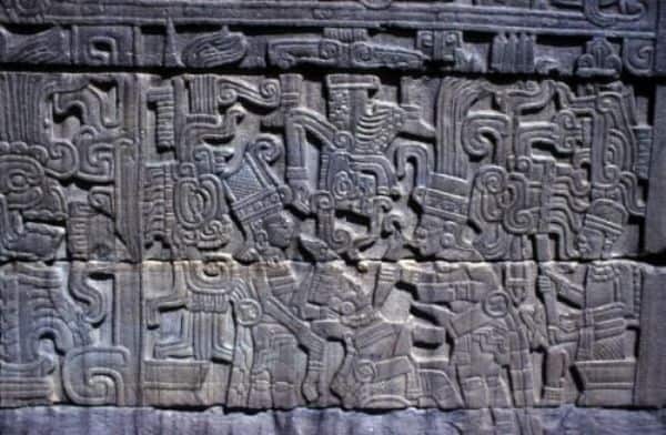 حضارة المايا و تقديم القرابين