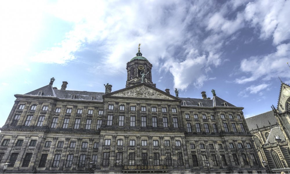 القصر الملكي في أمستردام