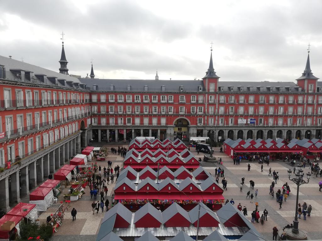 أبرز المعالم السياحية في مدريد : بلازا مايور