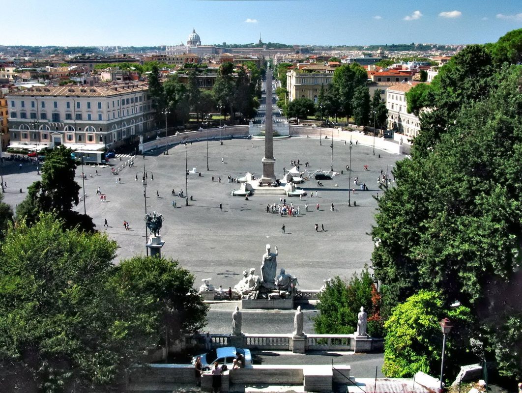 أفضل الأماكن السياحية في روما : ساحة بيازا ديل بوبولو 