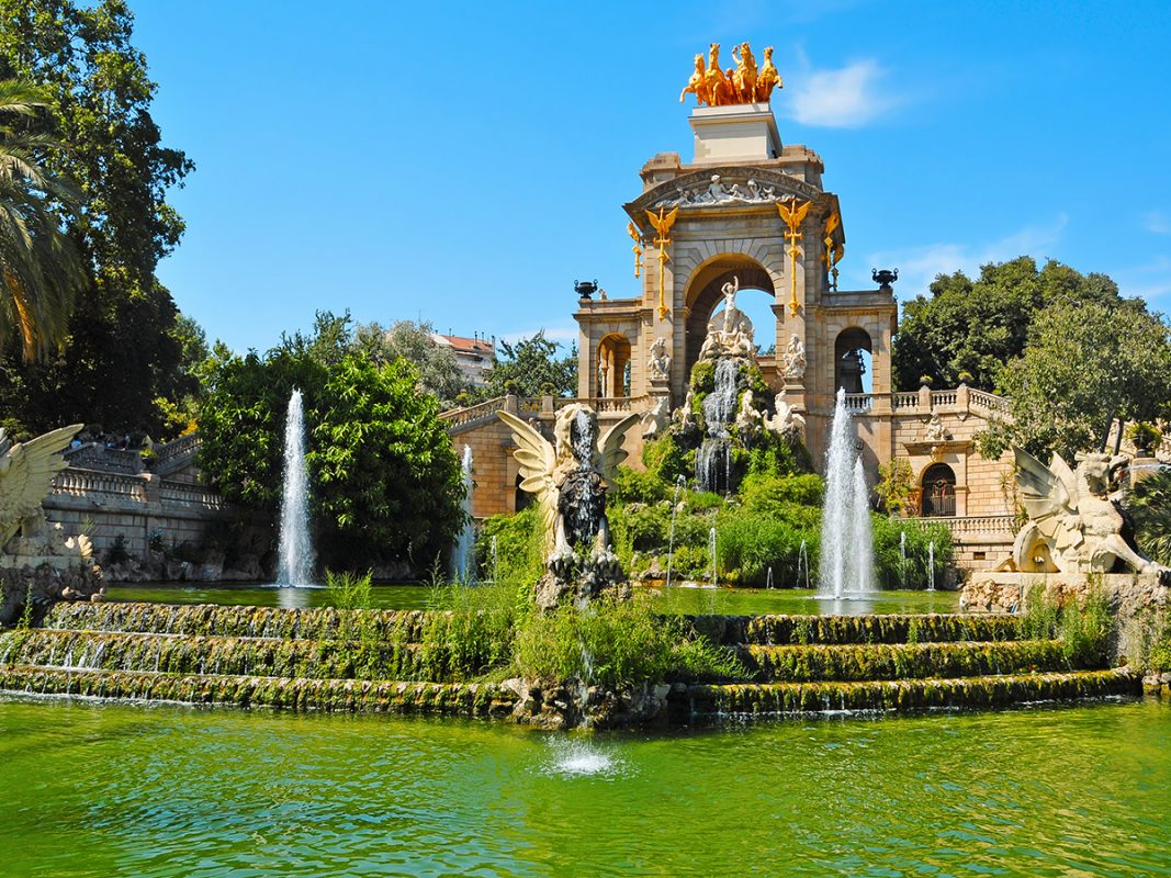 سيوتاديلا بارك من أجمل الأماكن السياحية في برشلونة