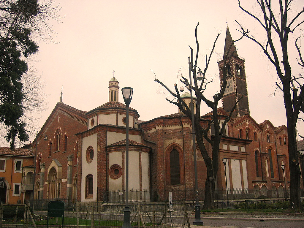 أفضل الأماكن السياحية في ميلان : كنيسة أوستورجيو