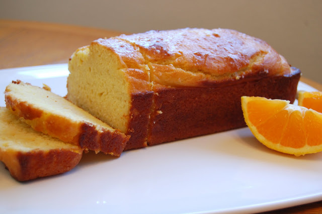وصفات الزبادي: كعكة الزبادي بالبرتقال واللوز