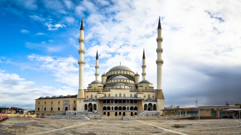 مسجد أنقرة كوكاتيب من أفضل المعالم السياحية في أنقرة