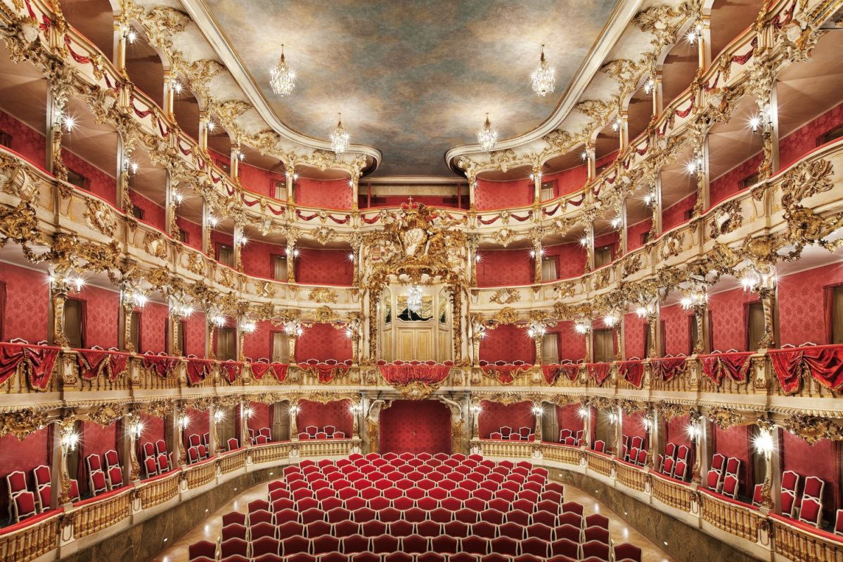 أفضل الأماكن السياحية في ميونخ : مسرح كوفيليس